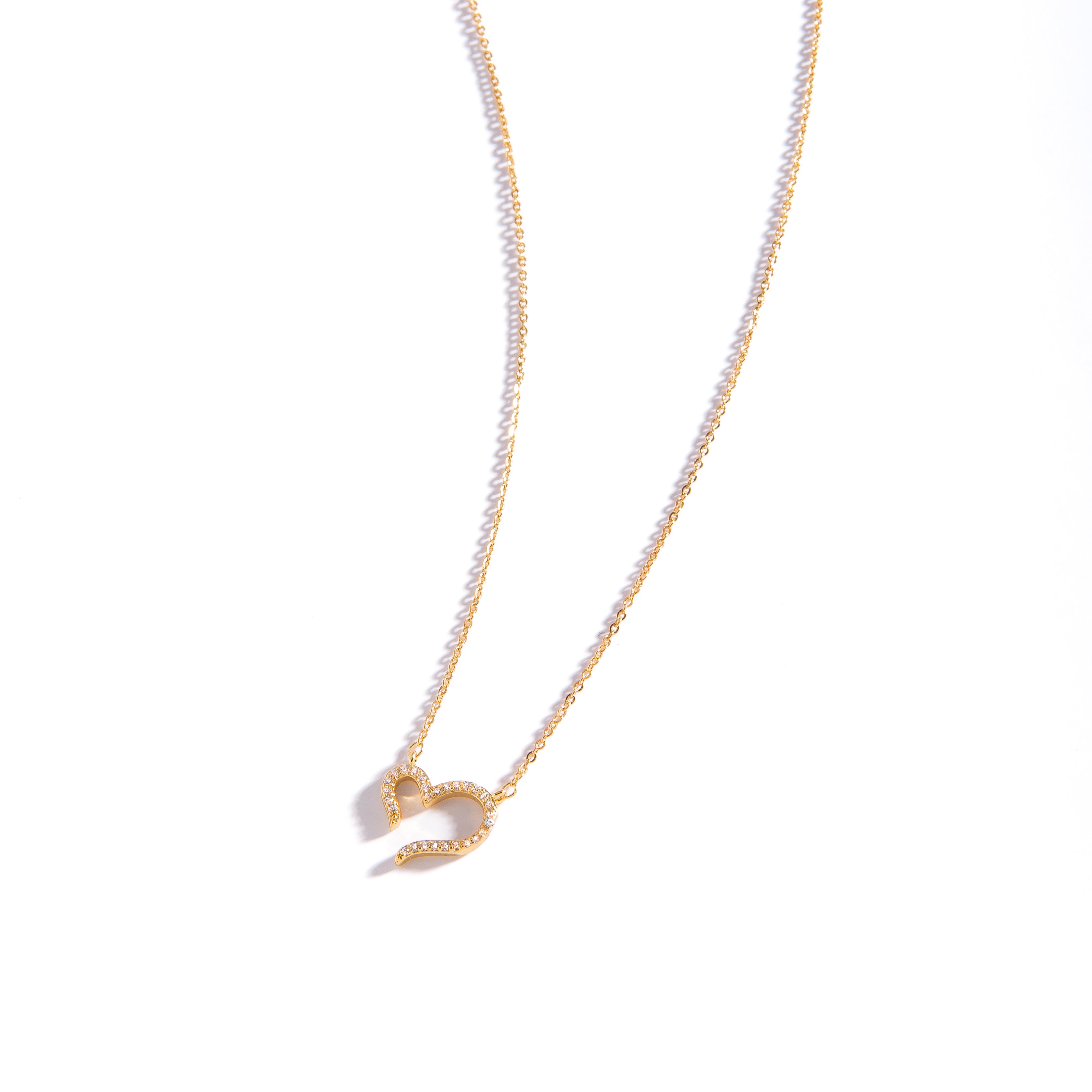 COLLAR BAÑADO EN ORO CON DIJE CORAZÓN IRREGULAR