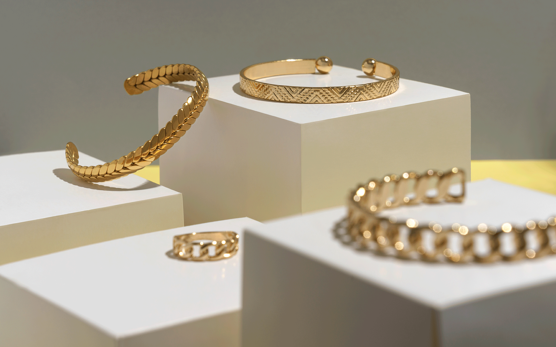 Diferencias entre joyería de oro, joyería bañada en oro y joyería bañada en rodio