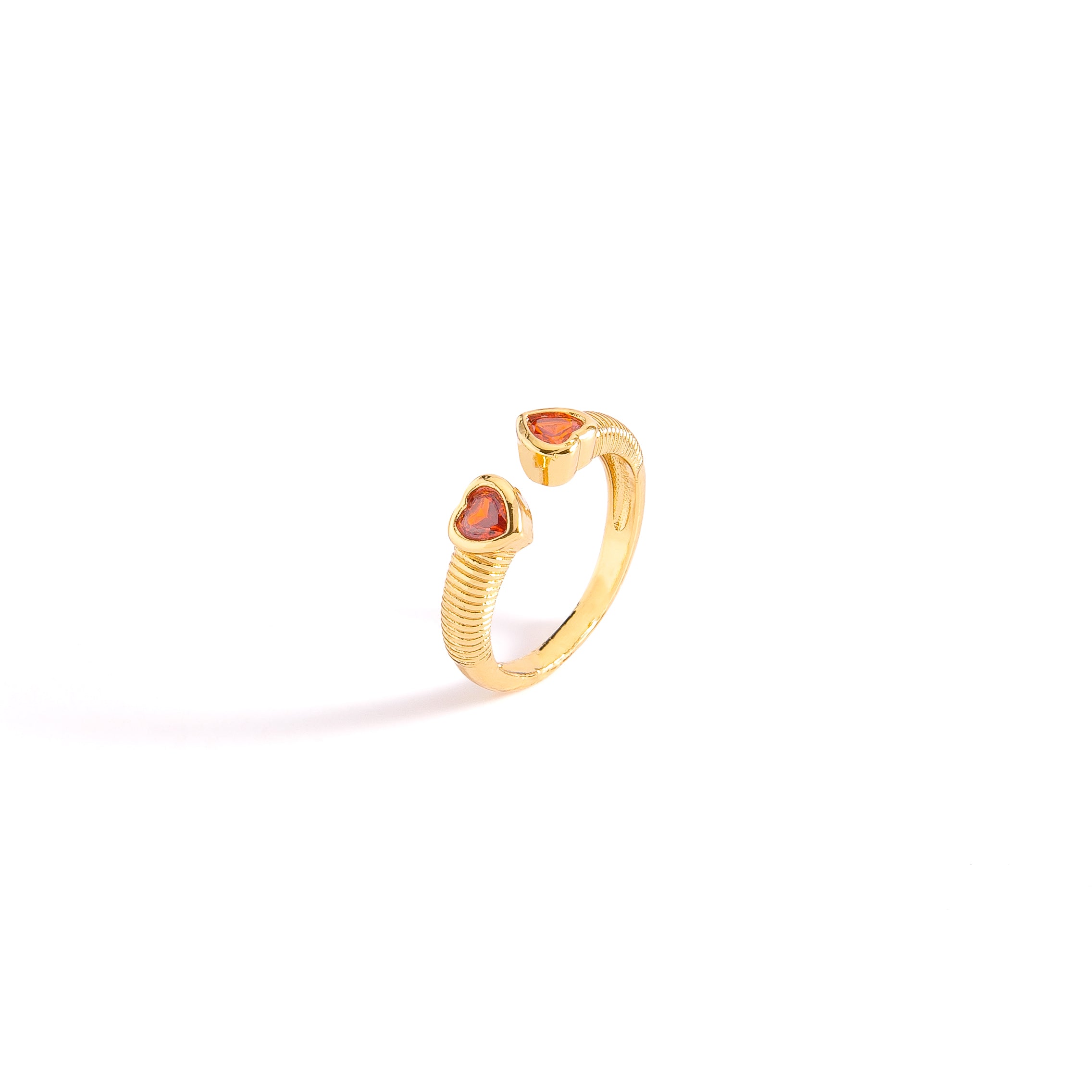 ANILLO AJUSTABLE CON DISEÑO DE CORAZONES